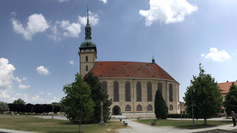 Přesunutý gotický kostel Nanebevzetí panny Marie  |  Krušnohorci
