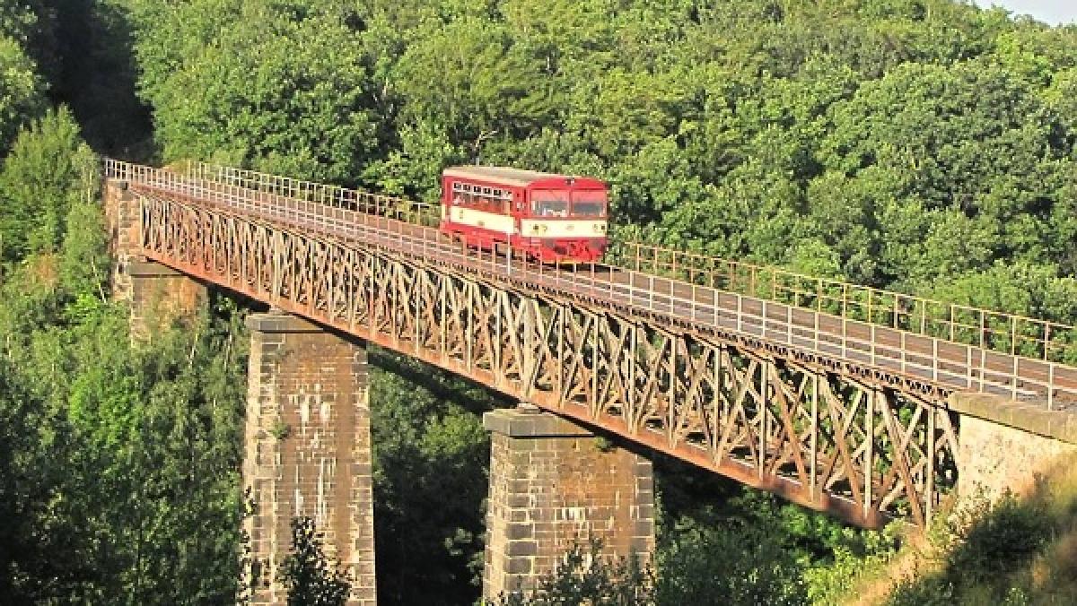 Eisenbahn Most-Dubí-Moldava