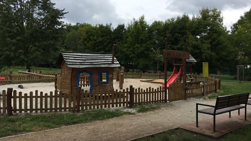 Olejomlýnský park - dětské hřiště | Krušnohorci
