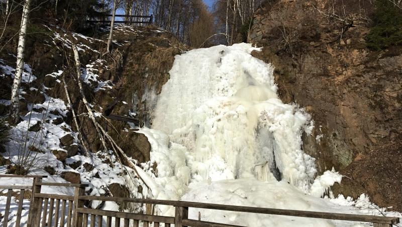 Vodopád Tiefenbach v zimě | Krušnohorci